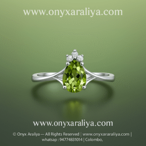 🍃 Pear-Cut Green Peridot Crown Ring