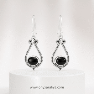 Vintage Teardrop Cabochon Onyx Earrings