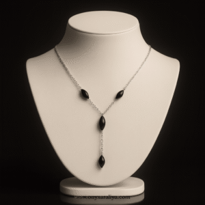 Onyx Araliya – Midnight Veil Necklace