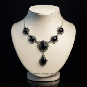Onyx Araliya – Royal Heirloom Necklace