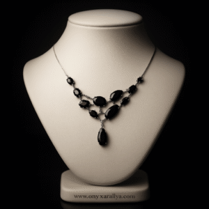 Onyx Araliya – Obsidian Royale Necklace
