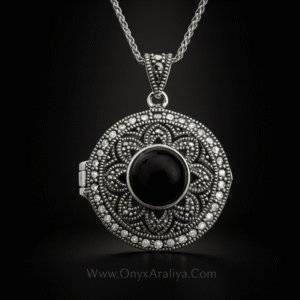 Onyx Araliya – The Eternal Mandala Locket